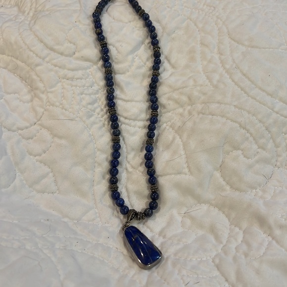 Beautiful necklace - Picture 6 of 8